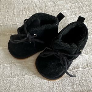 Black boy infant chukka boot